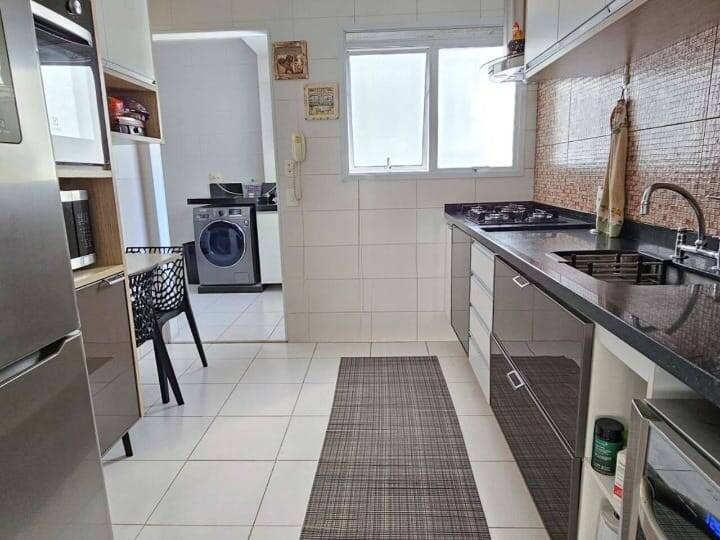 Apartamento à venda com 3 quartos, 128m² - Foto 8
