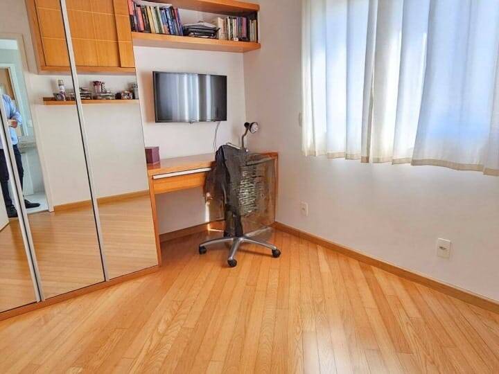 Apartamento à venda com 3 quartos, 128m² - Foto 15