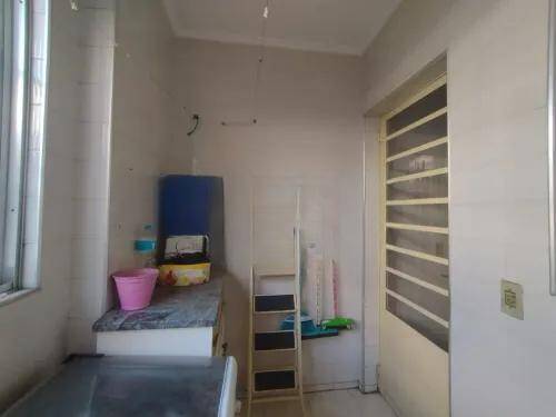 Apartamento à venda com 2 quartos, 62m² - Foto 7