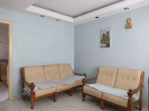 Apartamento à venda com 2 quartos, 62m² - Foto 3