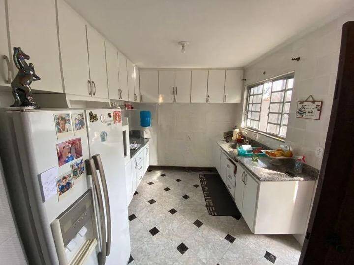 Casa, 4 quartos, 295 m² - Foto 3