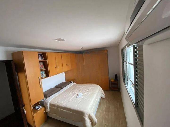 Casa, 4 quartos, 295 m² - Foto 12
