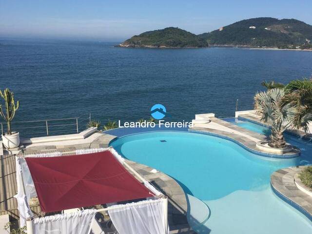 Mansão para Venda em Guarujá - 2