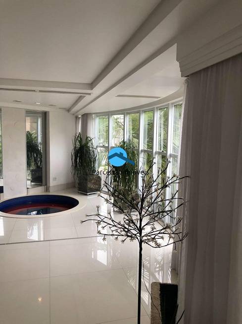 Casa de Condomínio à venda com 5 quartos, 800m² - Foto 12