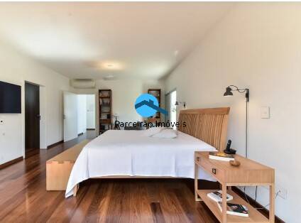 Casa à venda com 3 quartos, 406m² - Foto 11