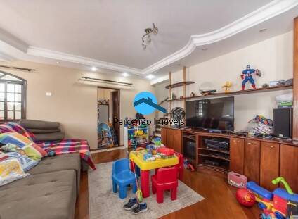 Casa de Condomínio à venda com 4 quartos, 550m² - Foto 4