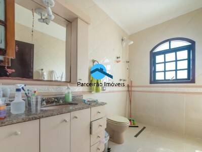 Casa de Condomínio à venda com 4 quartos, 550m² - Foto 31
