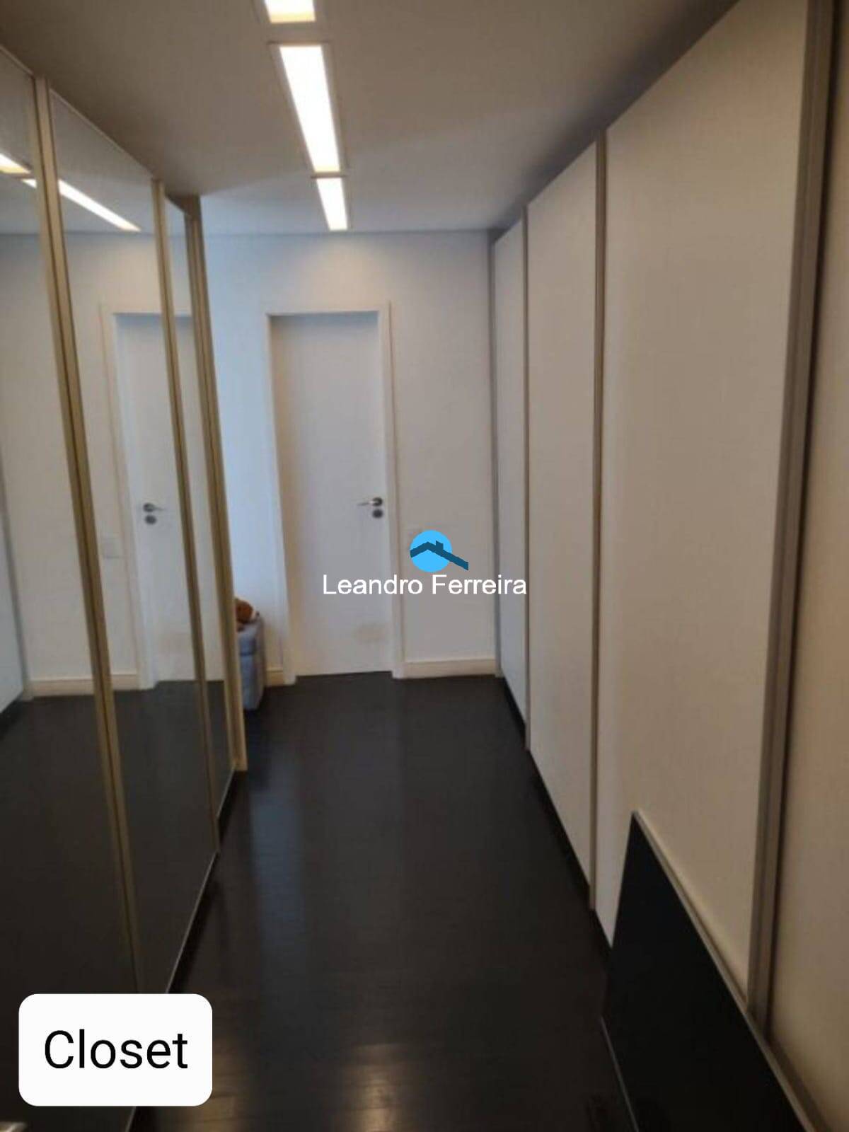 Apartamento, 3 quartos, 242 m² - Foto 17