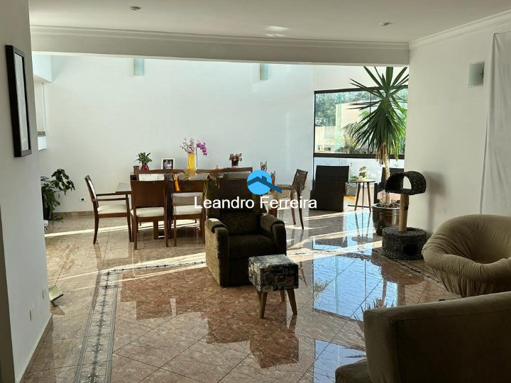Casa de Condomínio à venda com 5 quartos, 501m² - Foto 2