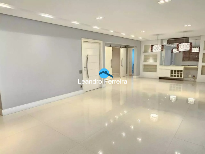 Apartamento, 3 quartos, 242 m² - Foto 4