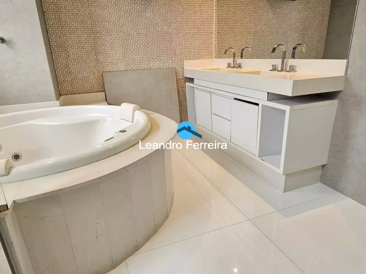 Apartamento, 3 quartos, 242 m² - Foto 26