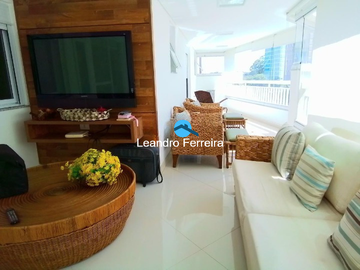 Apartamento, 4 quartos, 203 m² - Foto 1