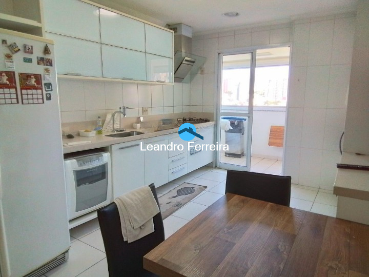 Apartamento, 4 quartos, 203 m² - Foto 11