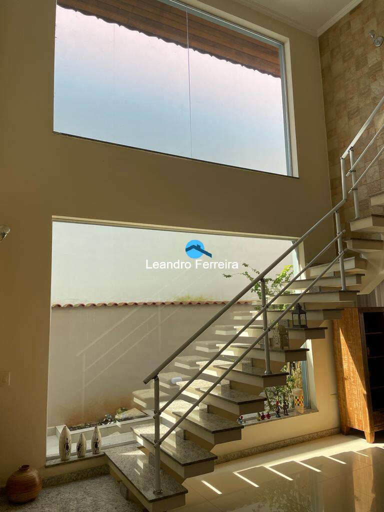 Casa à venda com 3 quartos, 439m² - Foto 12
