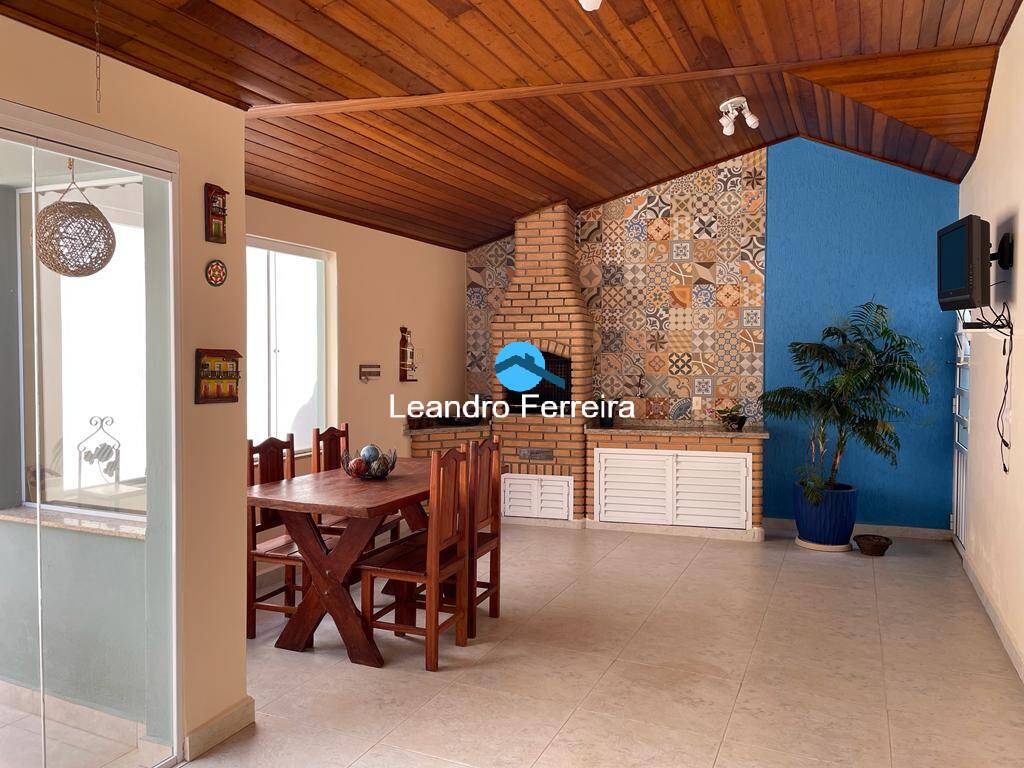 Casa à venda com 3 quartos, 439m² - Foto 14
