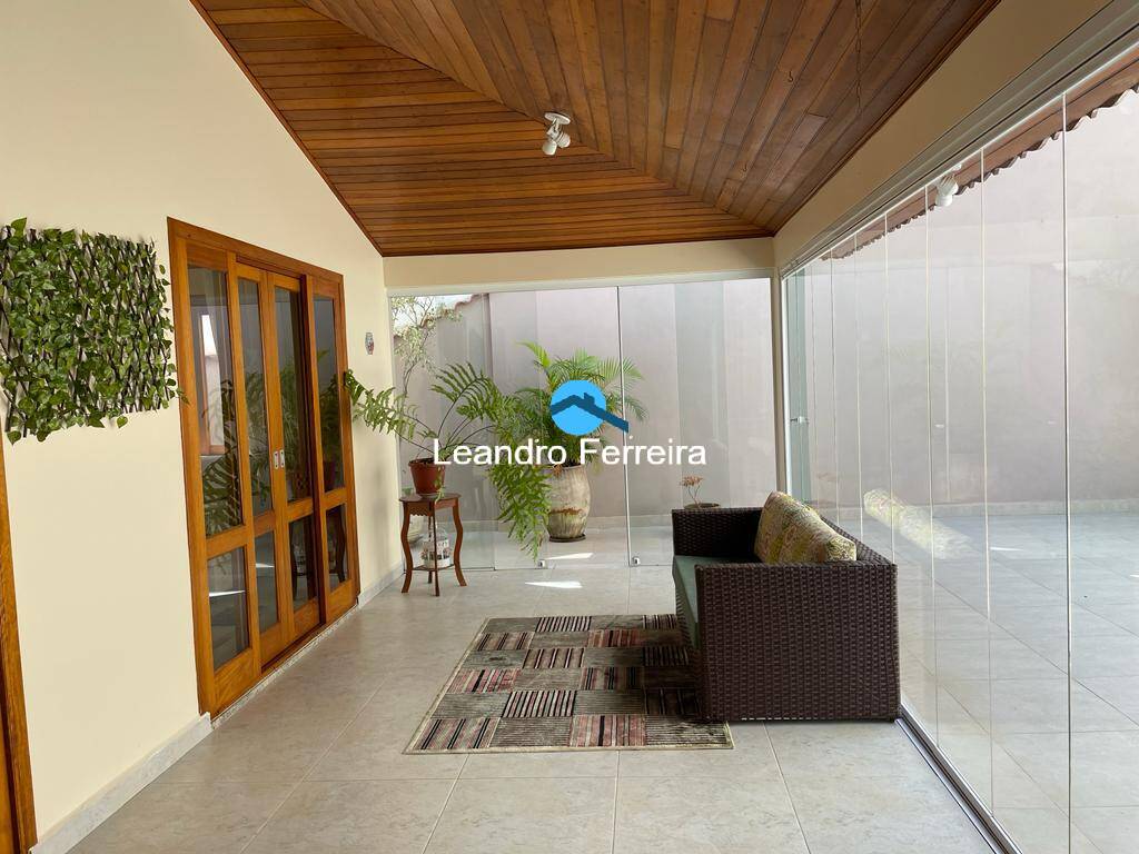 Casa à venda com 3 quartos, 439m² - Foto 16
