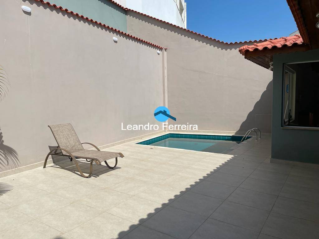 Casa à venda com 3 quartos, 439m² - Foto 20