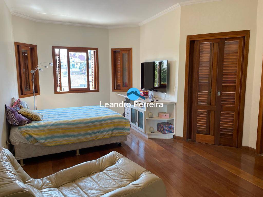 Casa à venda com 3 quartos, 439m² - Foto 29