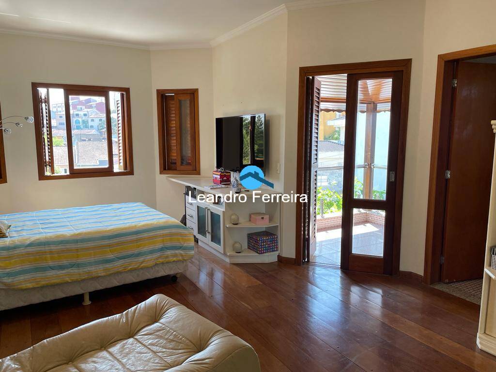 Casa à venda com 3 quartos, 439m² - Foto 32