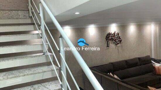 Casa à venda com 3 quartos, 248m² - Foto 4