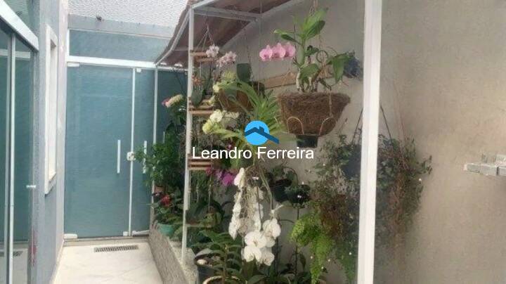 Casa à venda com 3 quartos, 248m² - Foto 18