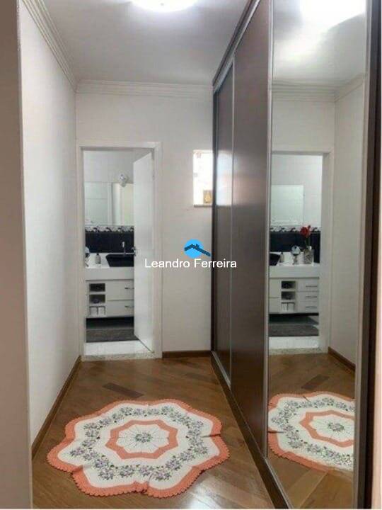Casa à venda com 3 quartos, 248m² - Foto 13