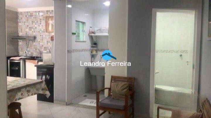 Casa à venda com 3 quartos, 248m² - Foto 10