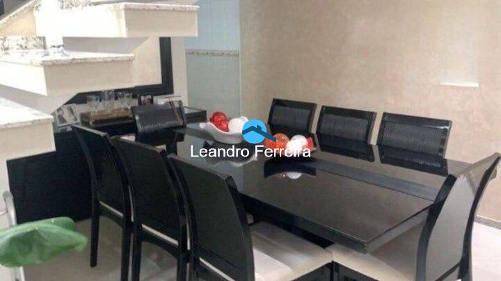 Casa à venda com 3 quartos, 248m² - Foto 5
