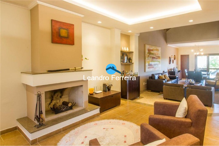 Casa de Condomínio à venda com 4 quartos, 420m² - Foto 4
