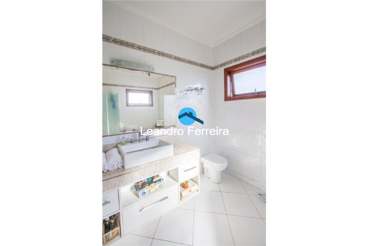 Casa de Condomínio à venda com 4 quartos, 420m² - Foto 27