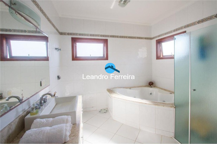 Casa de Condomínio à venda com 4 quartos, 420m² - Foto 21