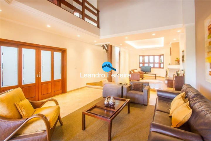 Casa de Condomínio à venda com 4 quartos, 420m² - Foto 1