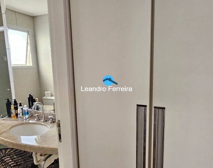Apartamento à venda com 3 quartos, 128m² - Foto 15