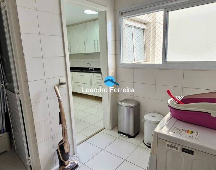 Apartamento à venda com 3 quartos, 128m² - Foto 10