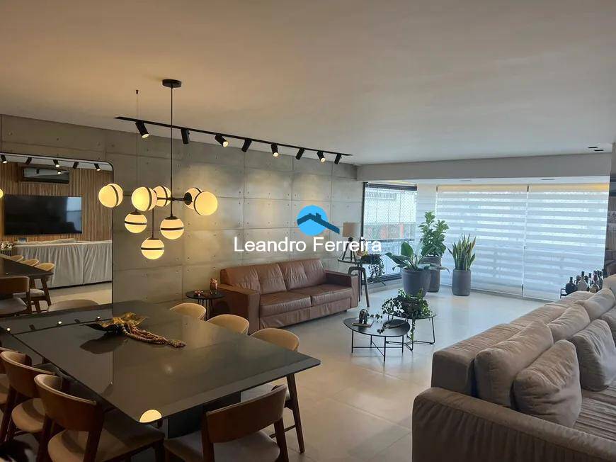 Apartamento, 4 quartos, 200 m² - Foto 1