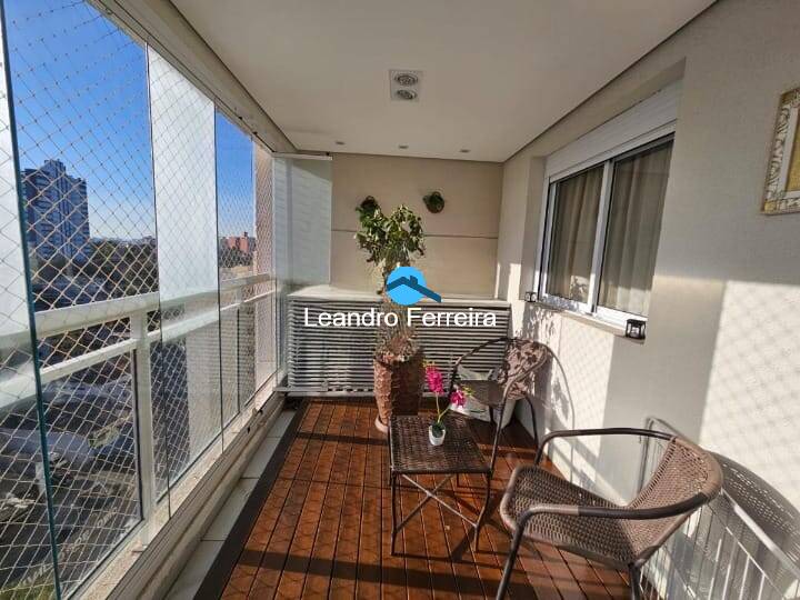 Apartamento, 3 quartos, 130 m² - Foto 2