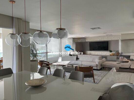 Apartamento, 3 quartos, 237 m² - Foto 3