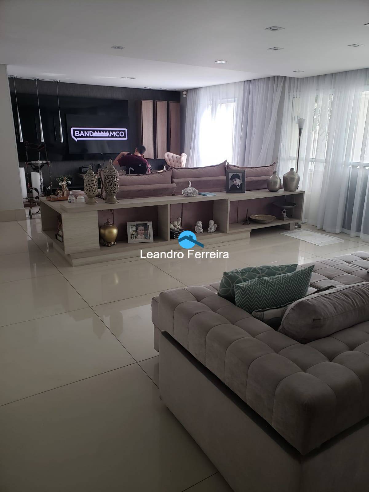 Apartamento, 4 quartos, 237 m² - Foto 1