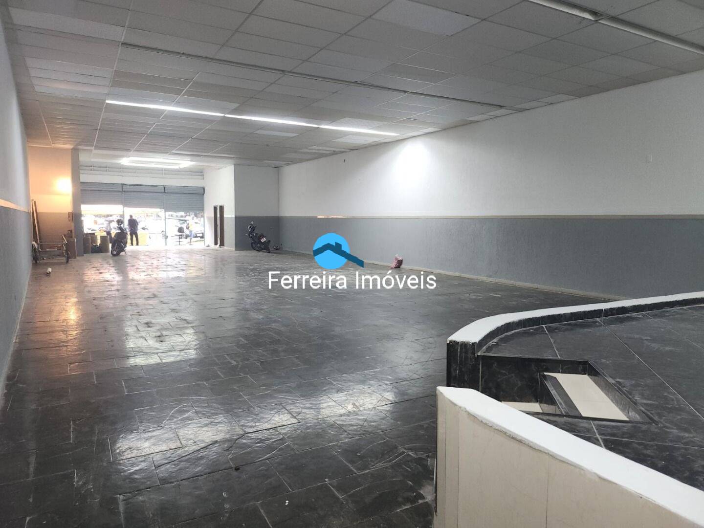 Sala-Conjunto, 350 m² - Foto 1