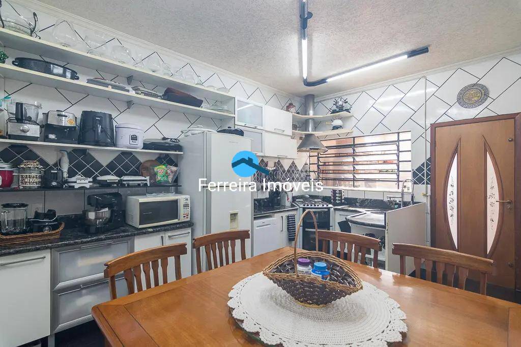 Casa, 3 quartos, 185 m² - Foto 11