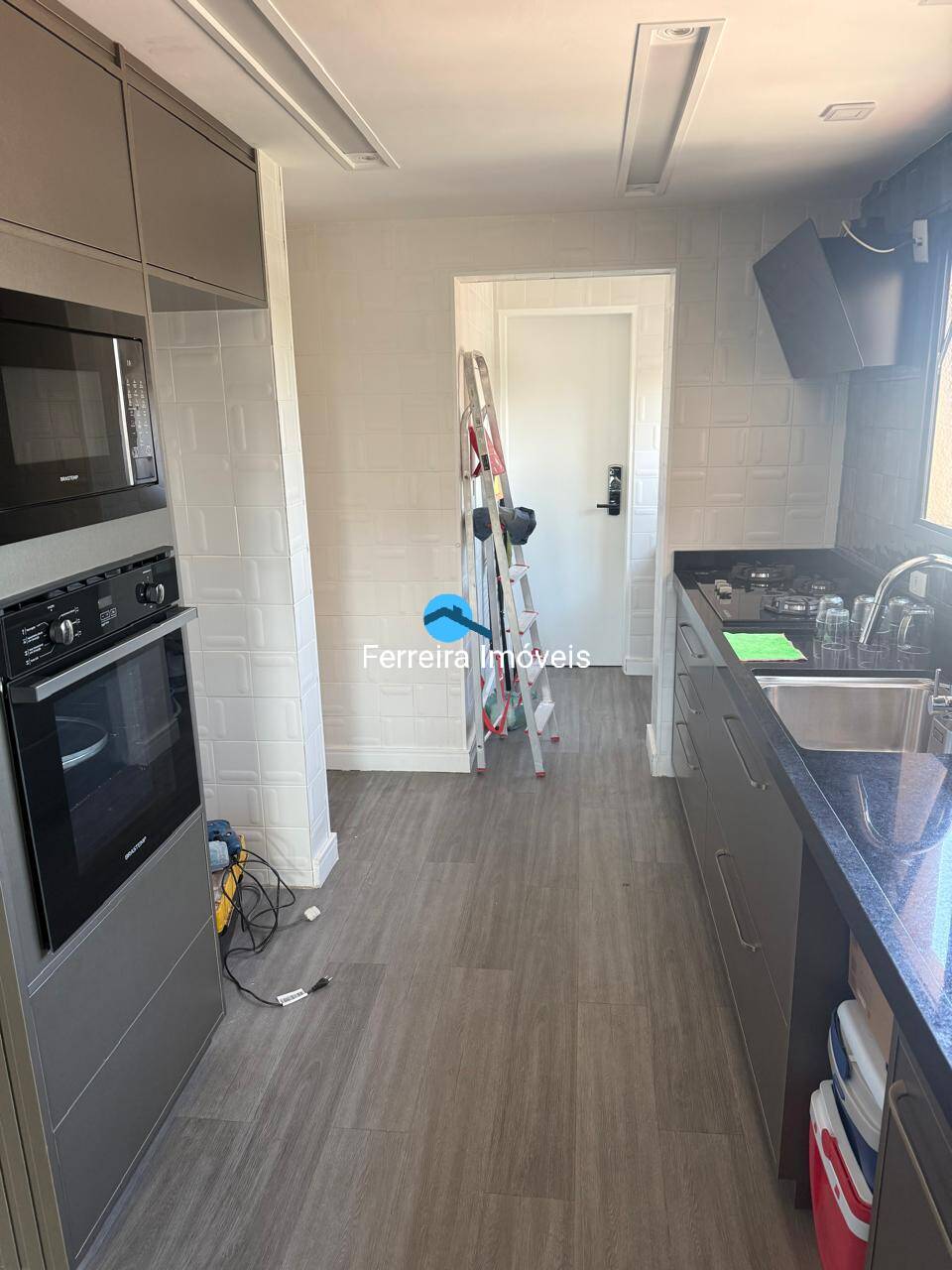 Apartamento, 3 quartos, 288 m² - Foto 2