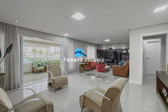 Apartamento, 3 quartos, 180 m² - Foto 1